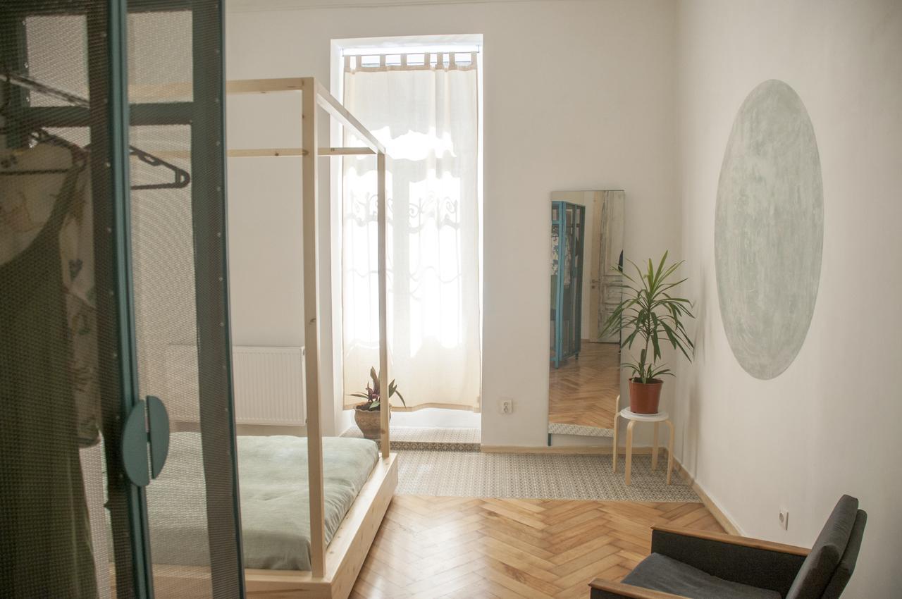 Black Tomato Tbilisi Hotel Екстериор снимка