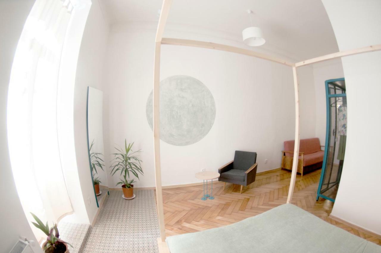 Black Tomato Tbilisi Hotel Екстериор снимка